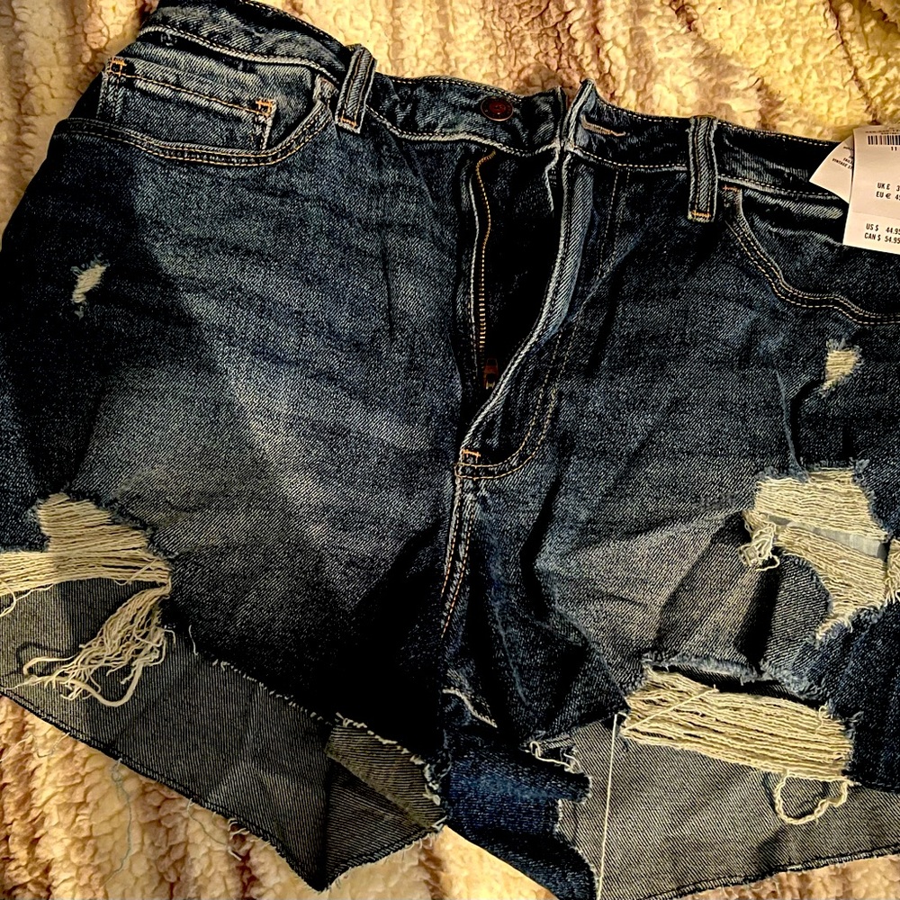 Hollister frayed jean shorts